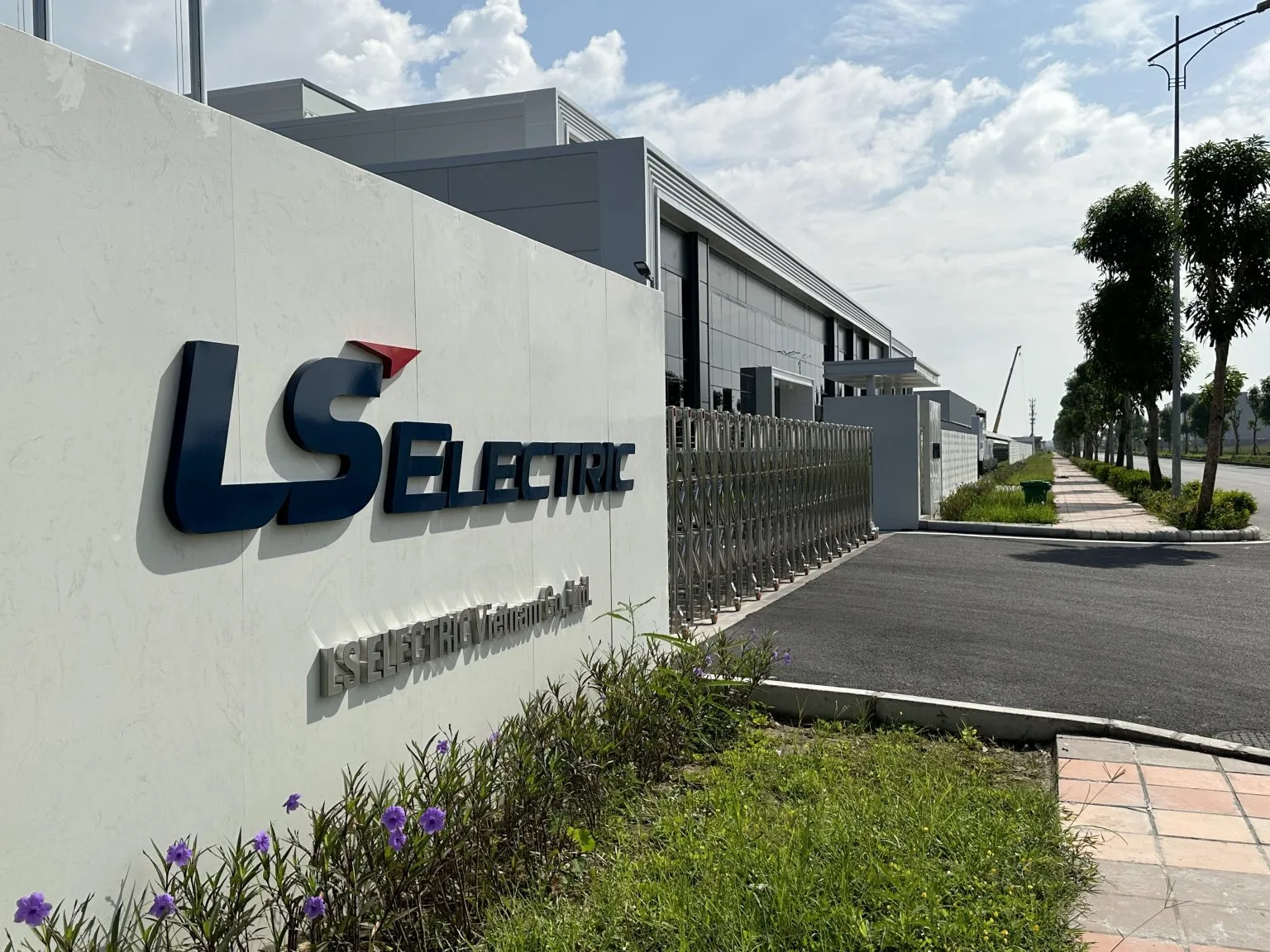 Biển hiệu ngoài trời LS ELECTRIC
